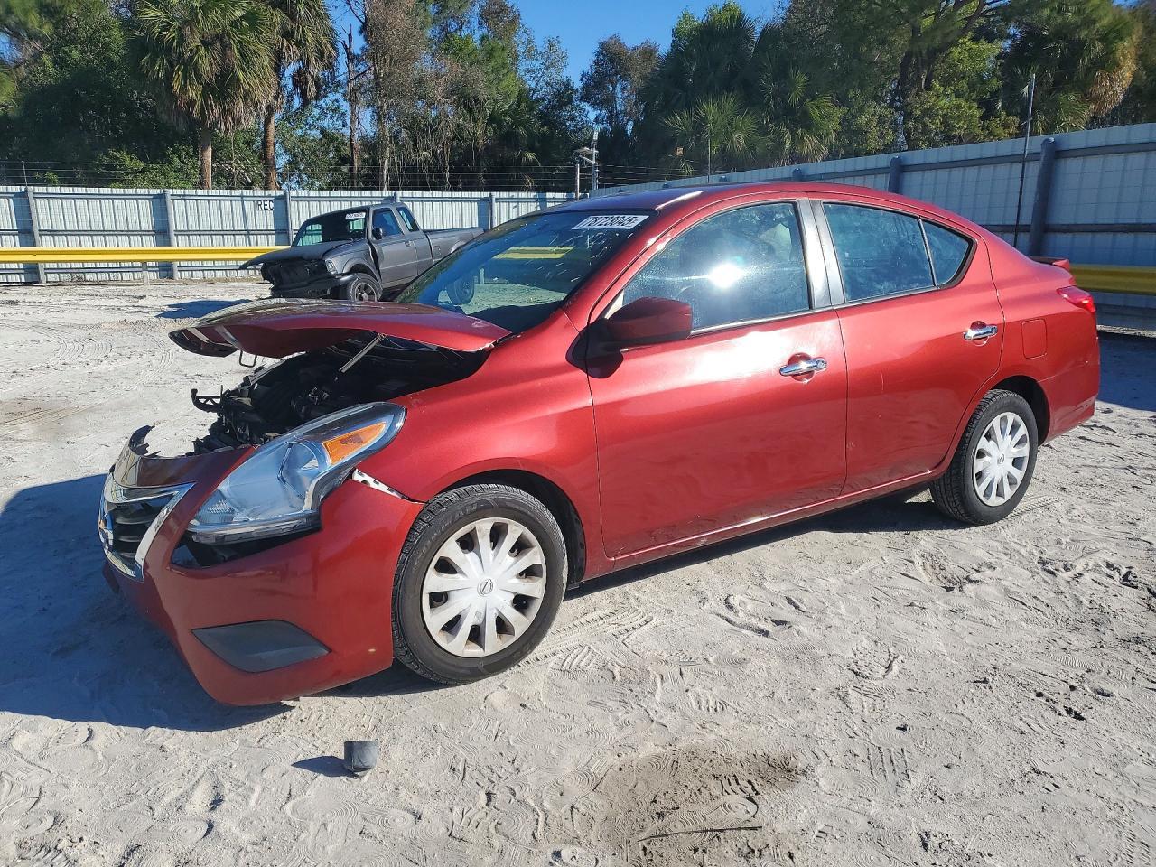 2019 NISSAN VERSA