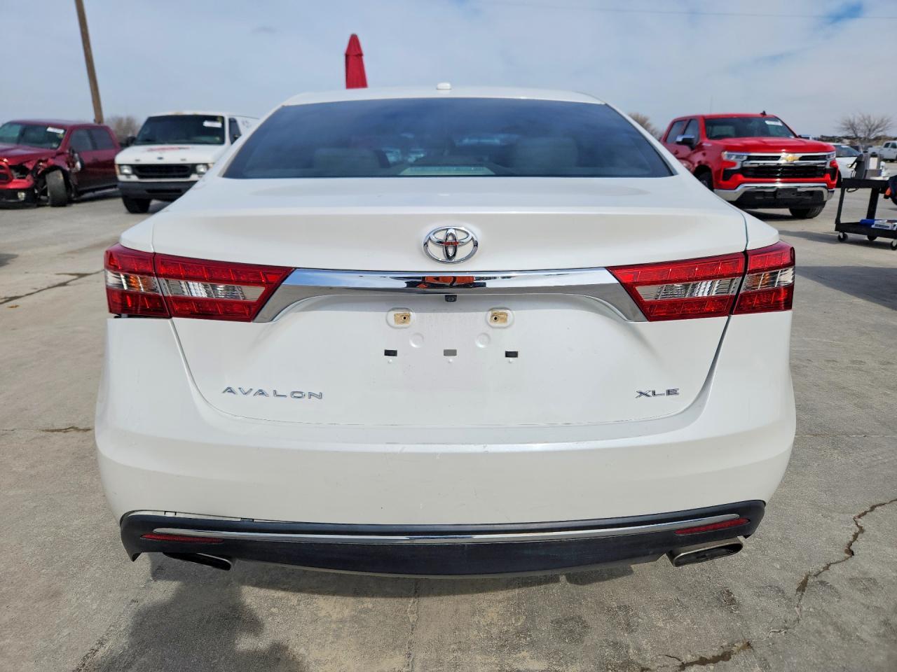 2017 TOYOTA Avalon