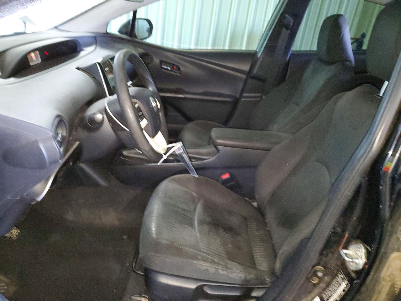 2017 TOYOTA PRIUS