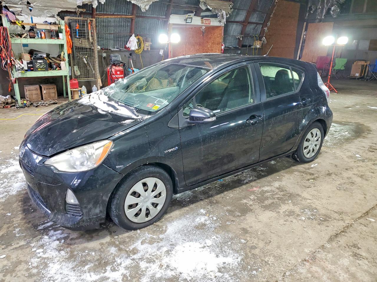 2012 TOYOTA Prius c