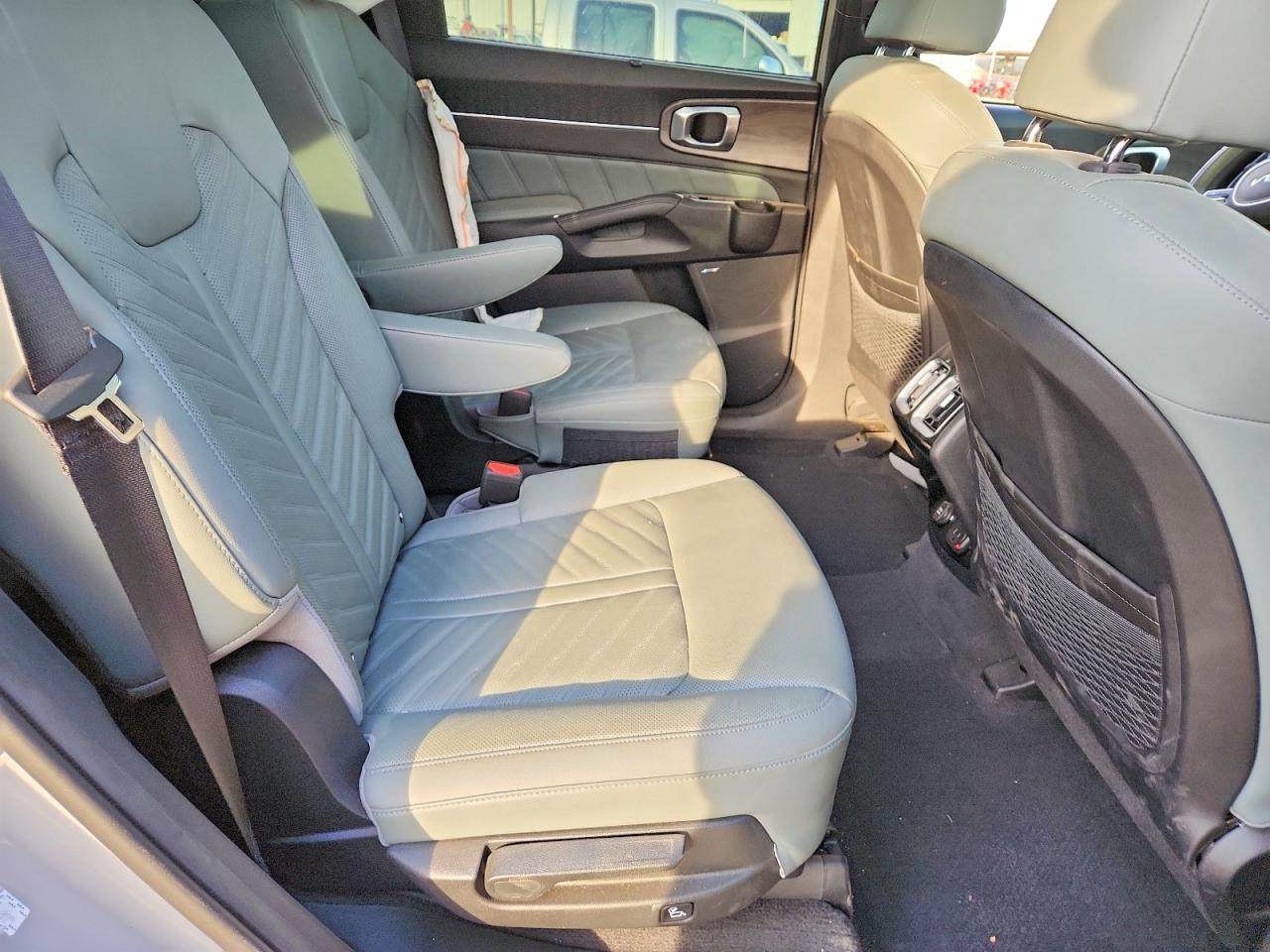 2024 KIA SORENTO