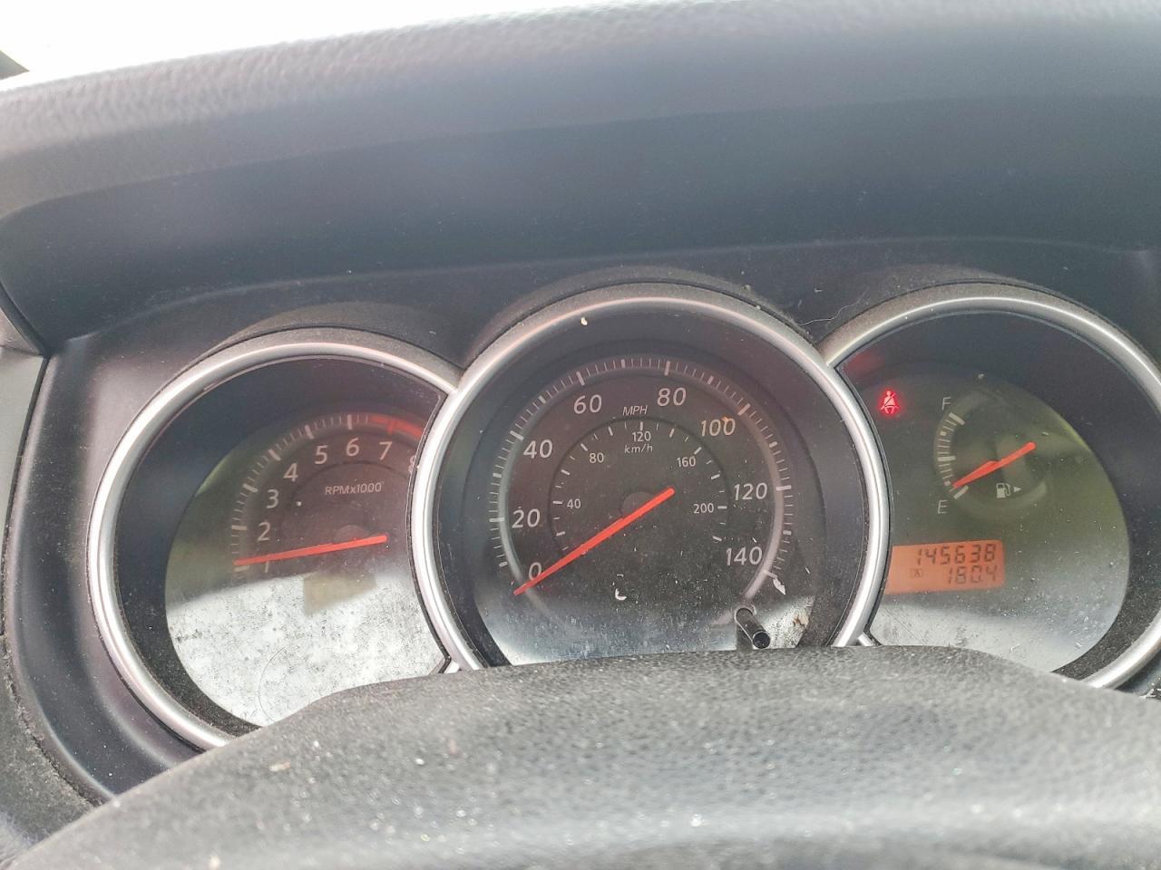 2012 NISSAN VERSA