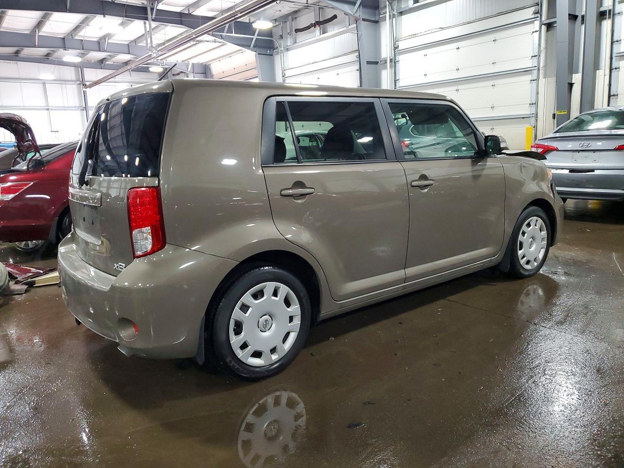 2011 SCION xB