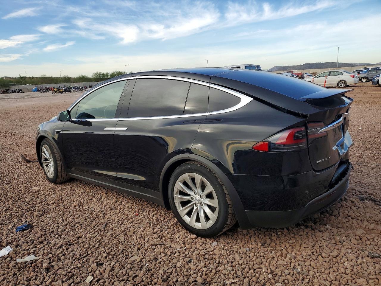 2018 TESLA MODEL X