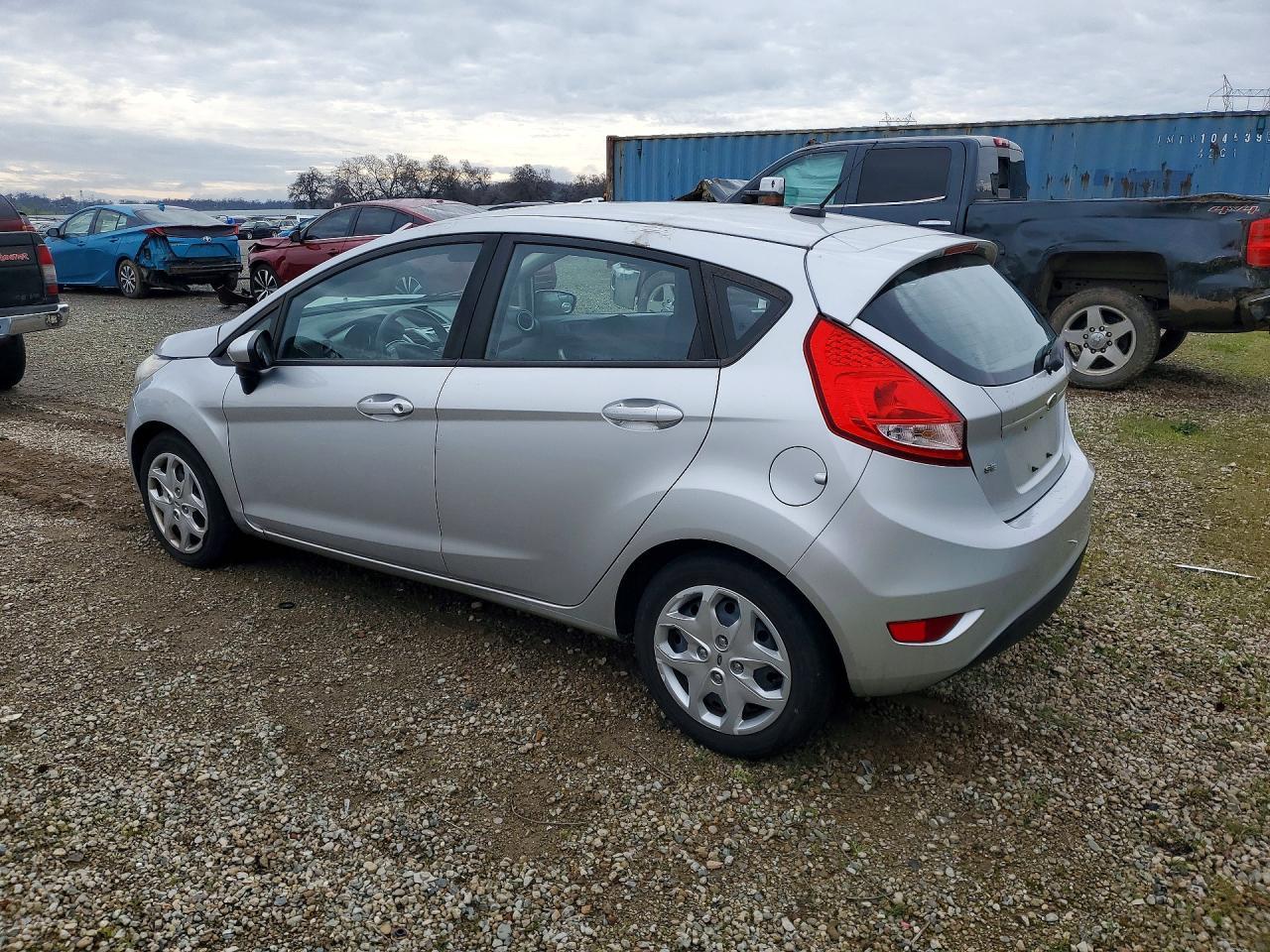 2012 FORD Fiesta