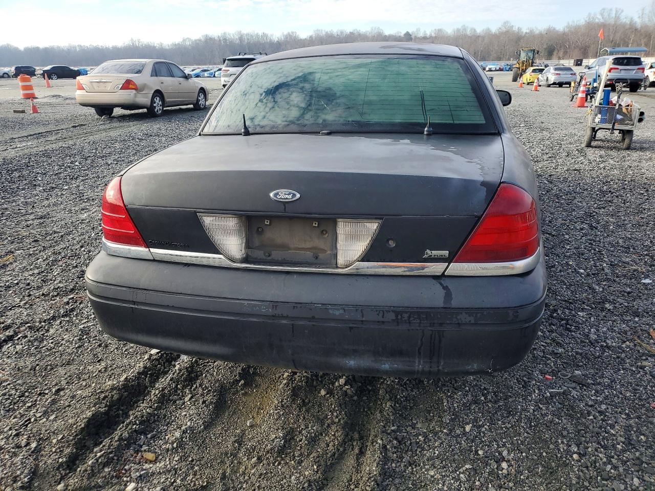 2009 FORD Crown Victoria