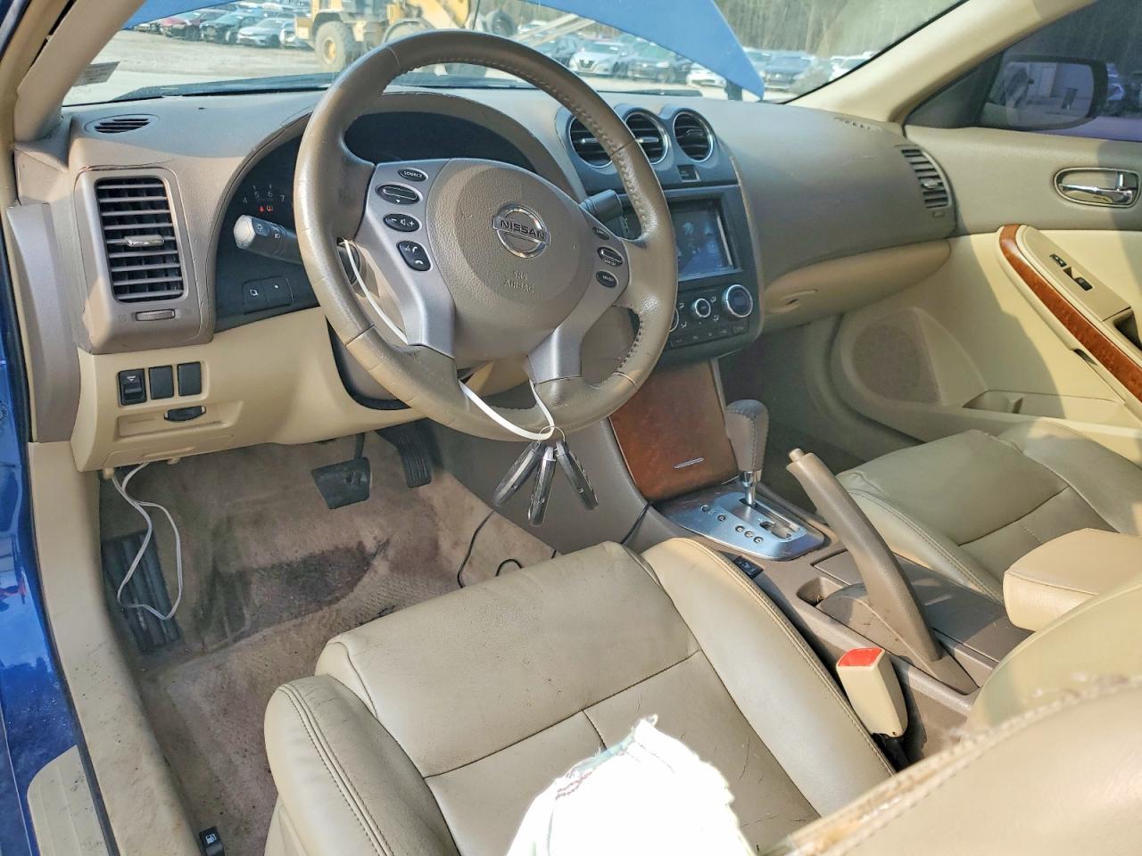 2009 NISSAN ALTIMA