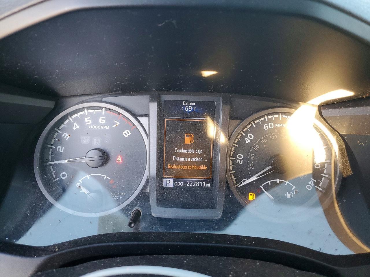 2016 TOYOTA TACOMA