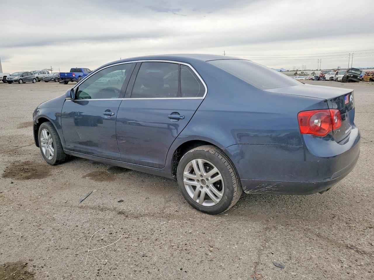 2005 VOLKSWAGEN JETTA
