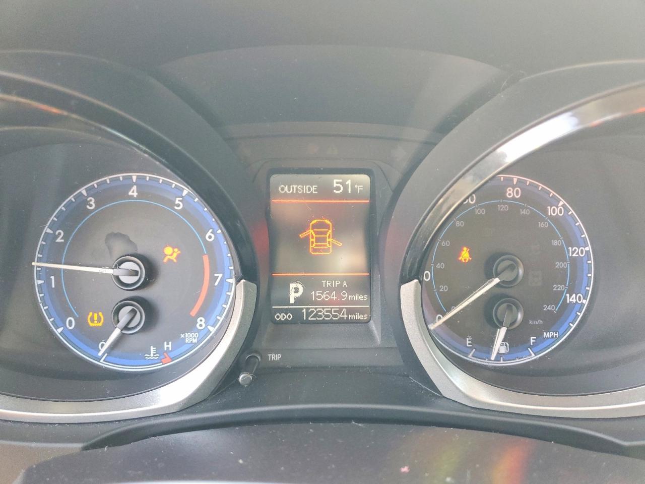2016 TOYOTA COROLLA