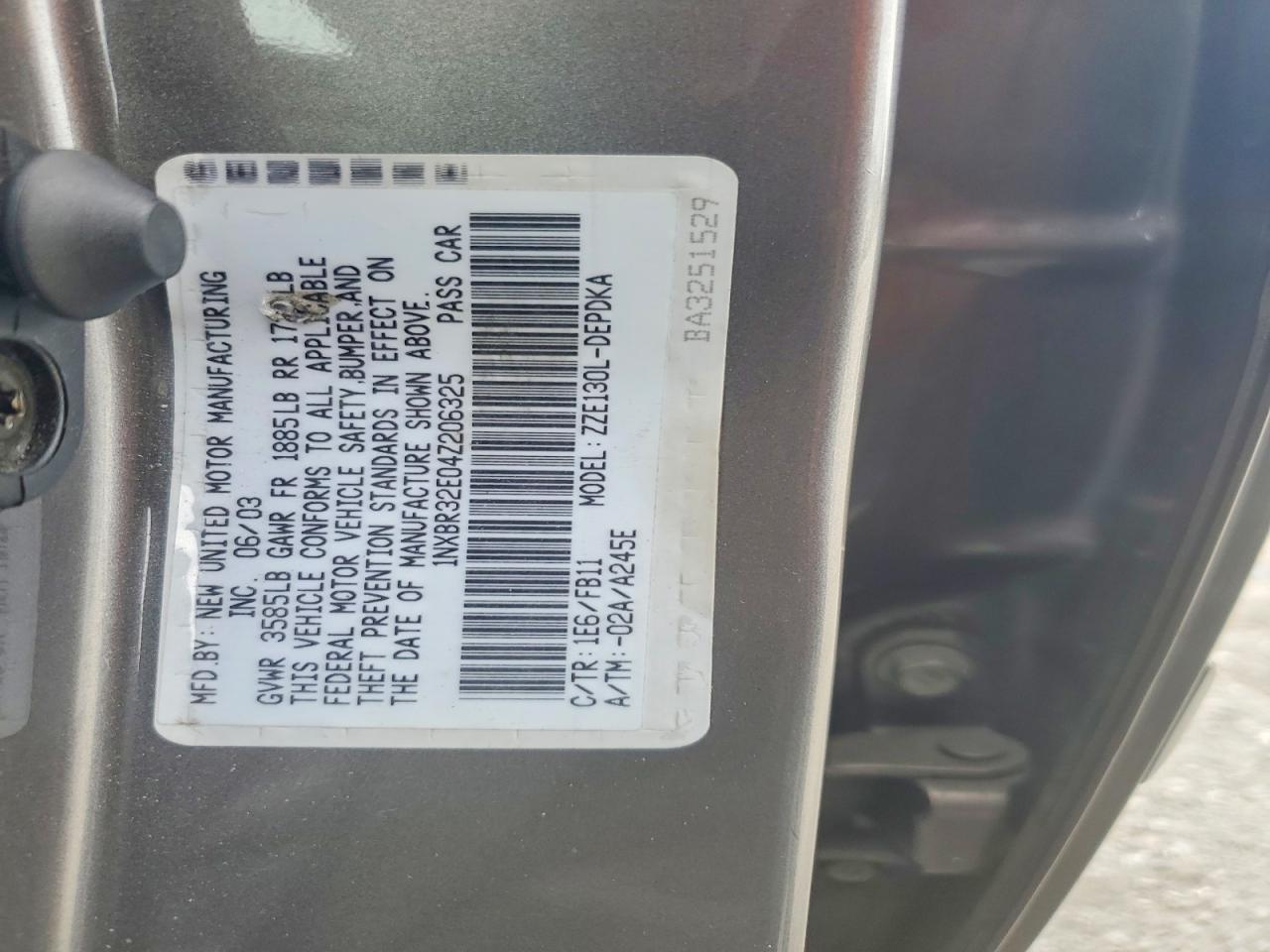 2004 TOYOTA COROLLA