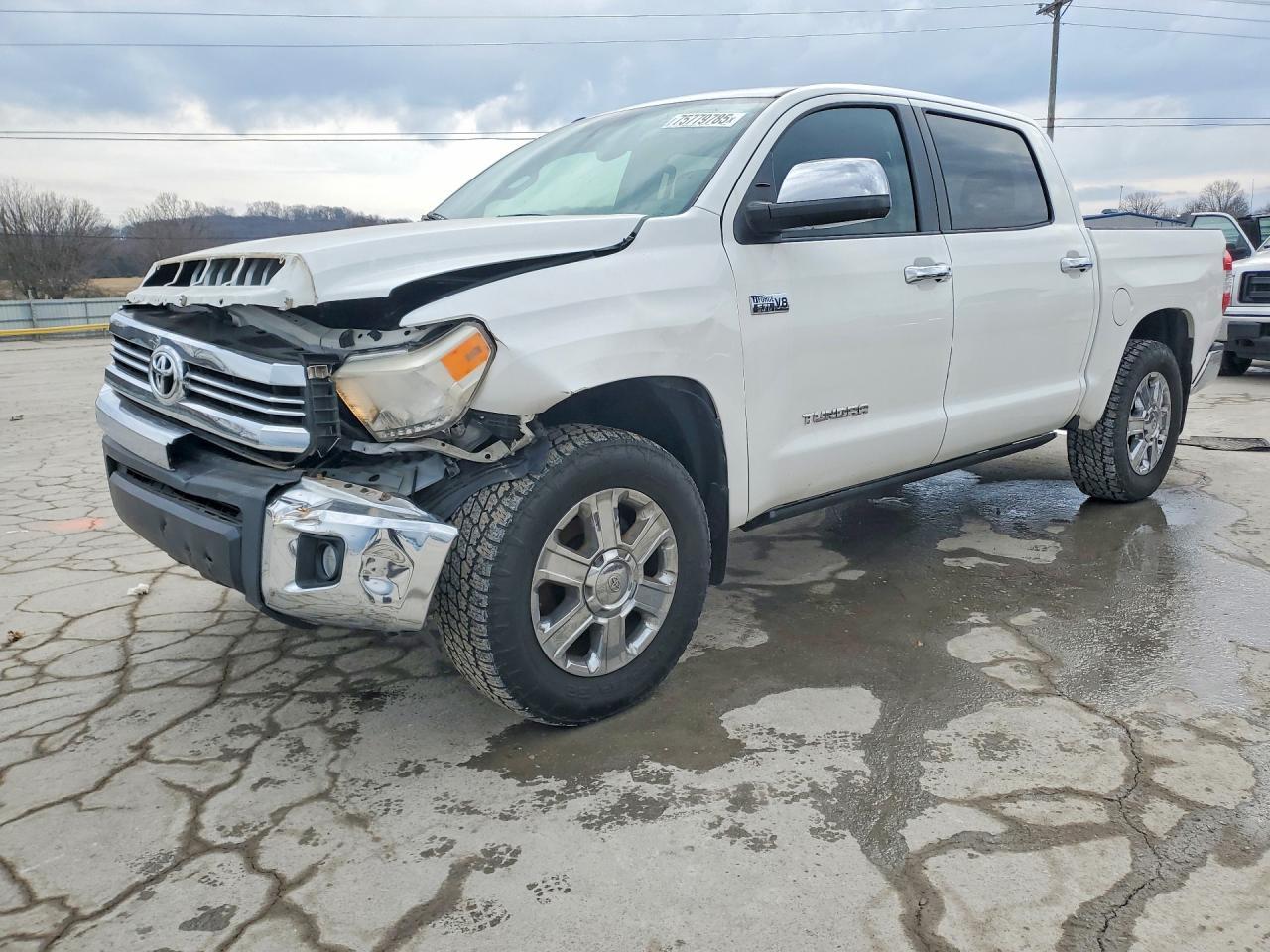 2016 TOYOTA TUNDRA