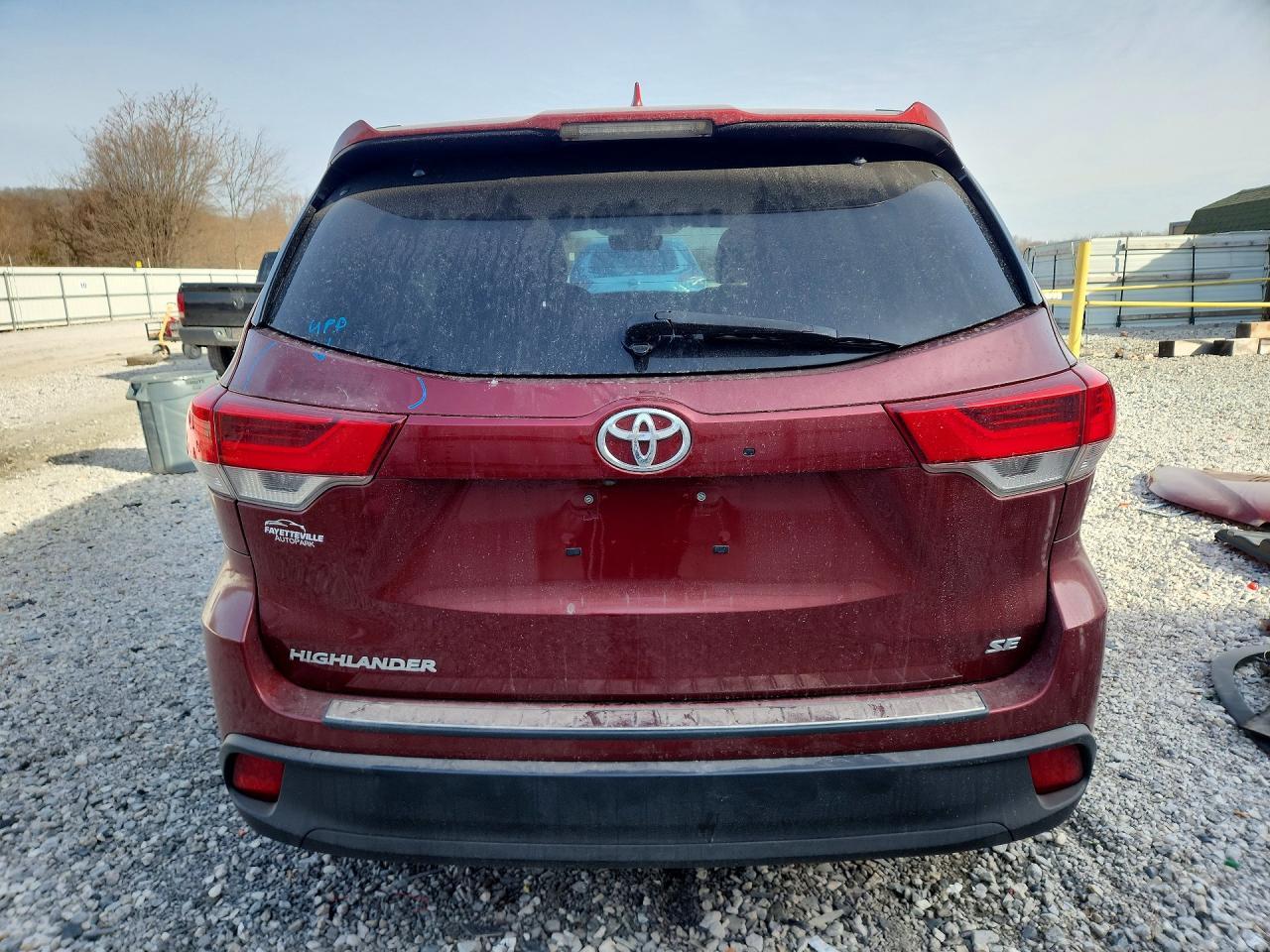 2017 TOYOTA HIGHLANDER