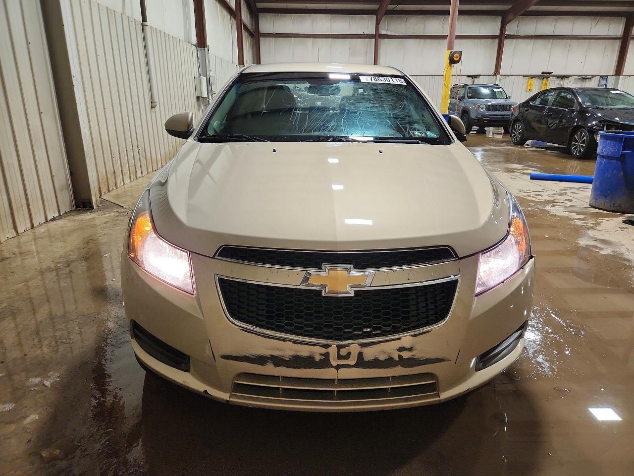 2011 CHEVROLET CRUZE