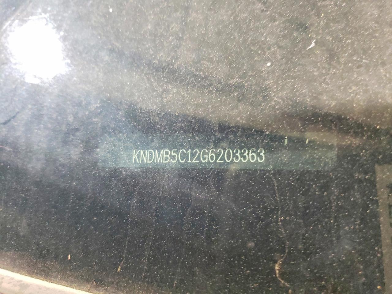 2016 KIA SEDONA