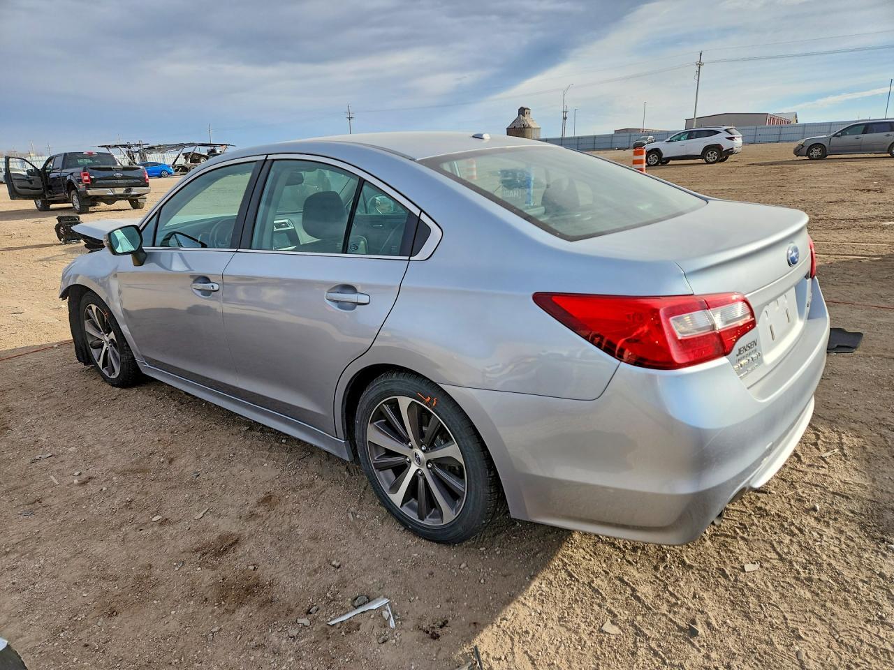 2015 SUBARU Legacy
