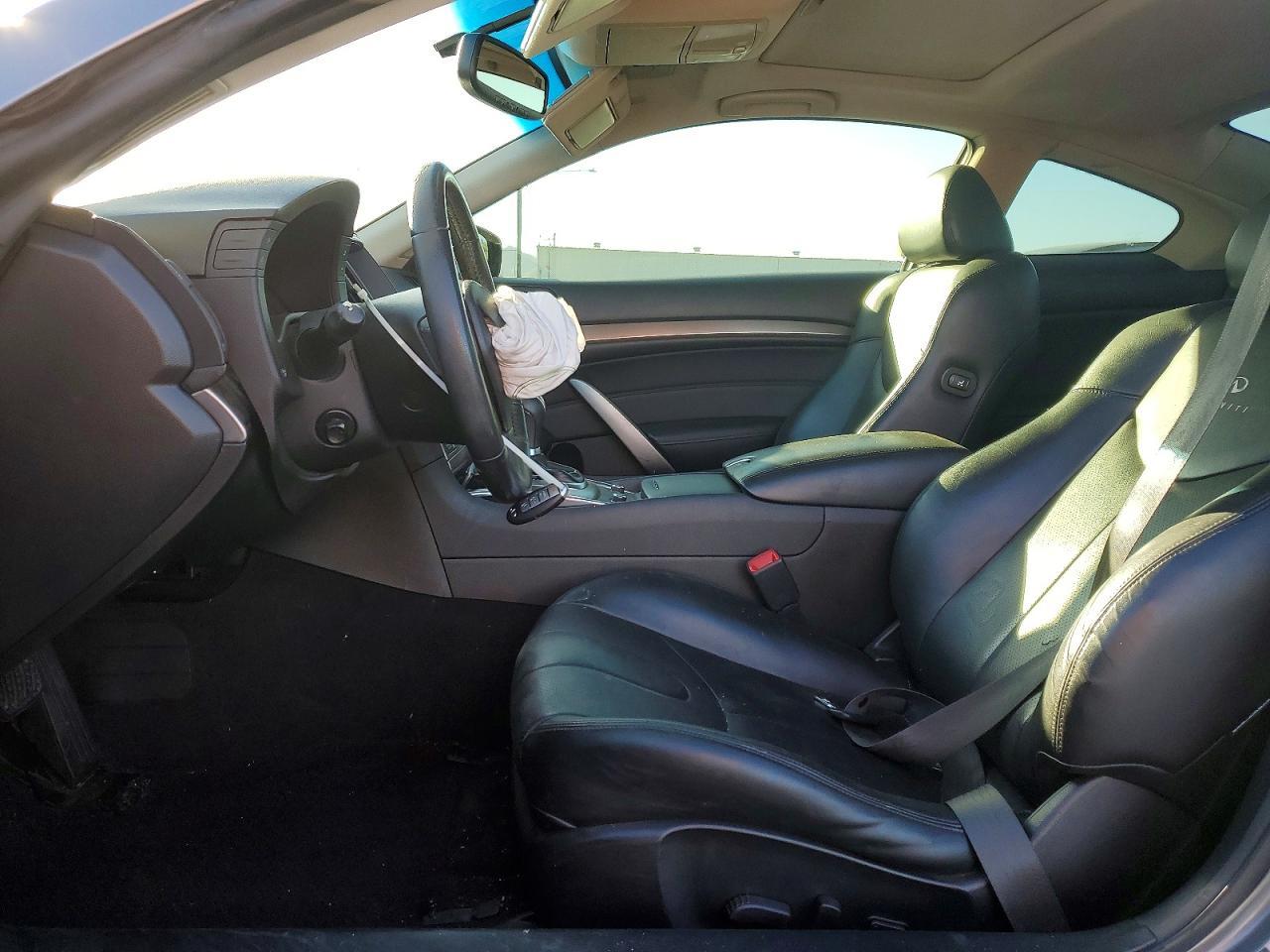 2012 INFINITI G37