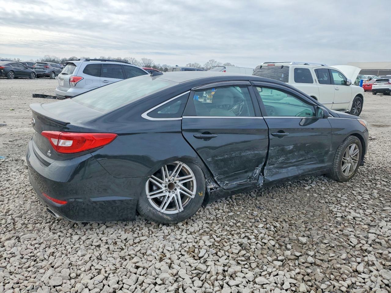 2016 HYUNDAI SONATA