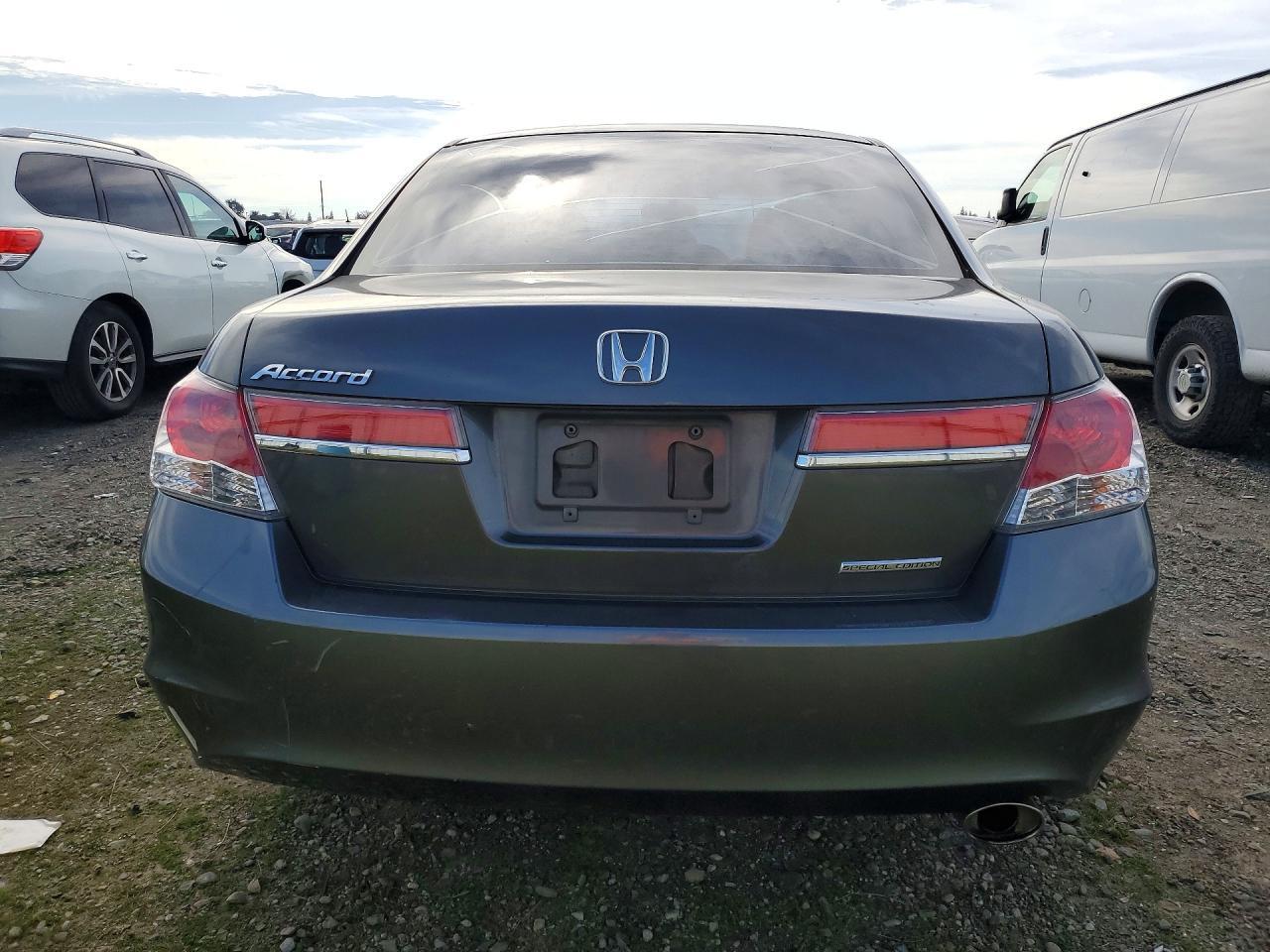 2012 HONDA ACCORD