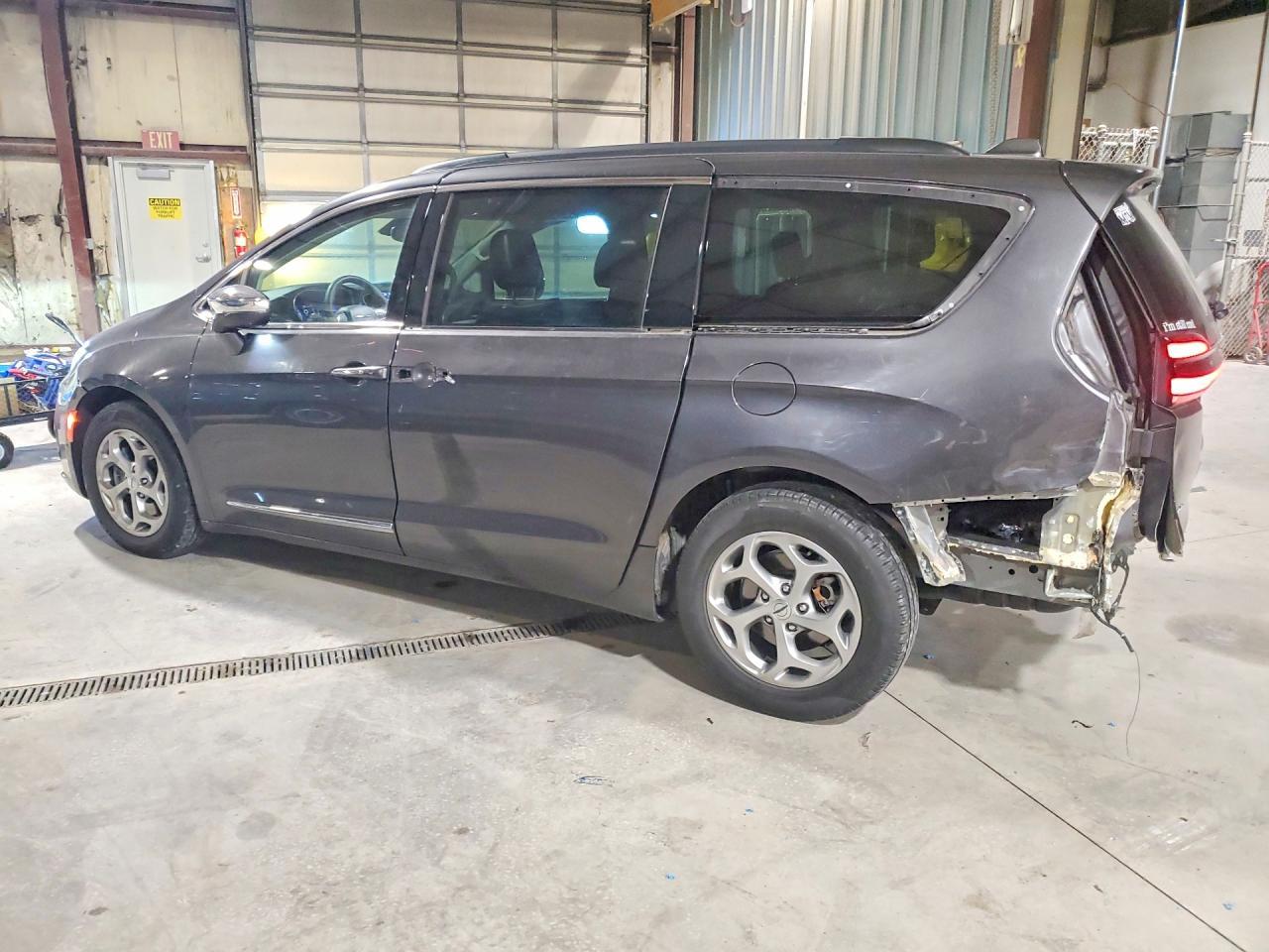 2022 CHRYSLER Pacifica