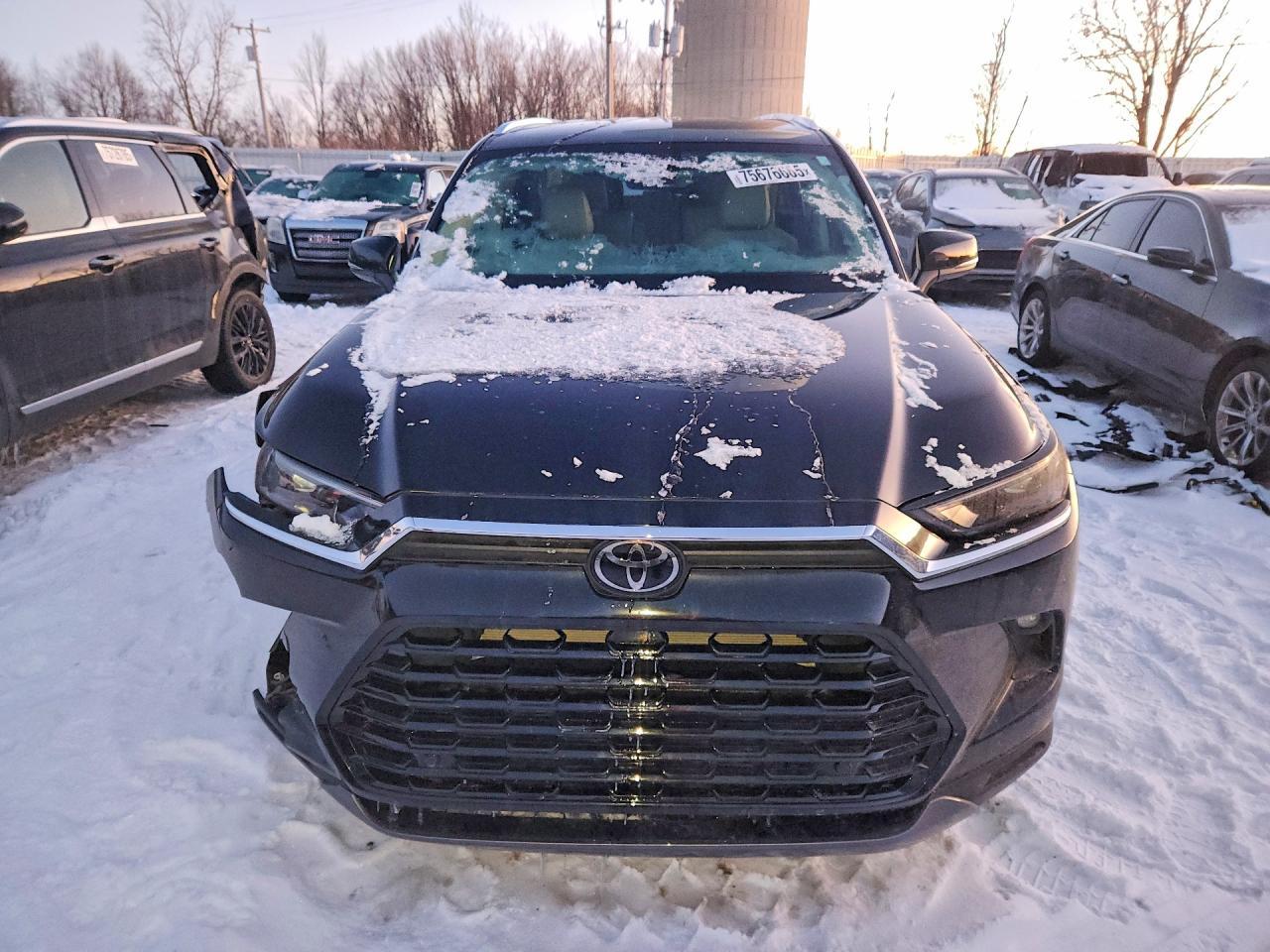 2024 TOYOTA HIGHLANDER