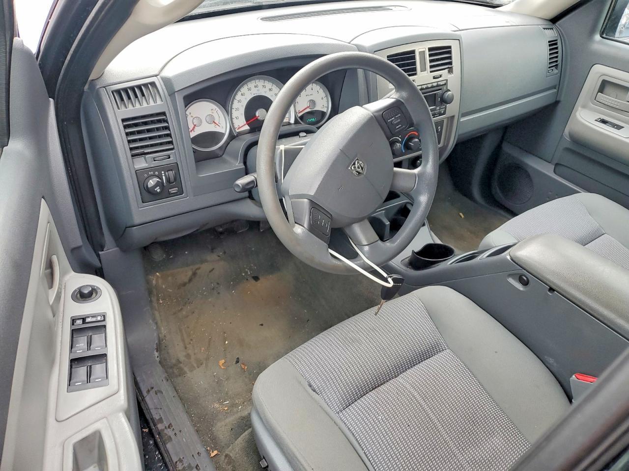 2007 DODGE Dakota
