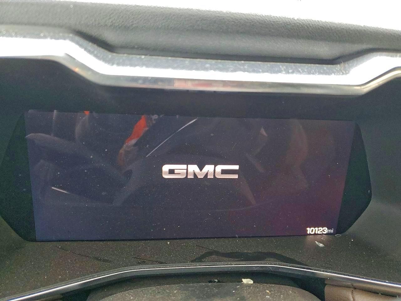 2024 GMC CANYON