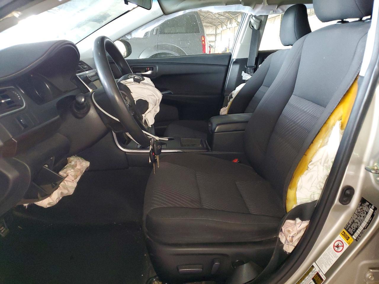 2016 TOYOTA CAMRY