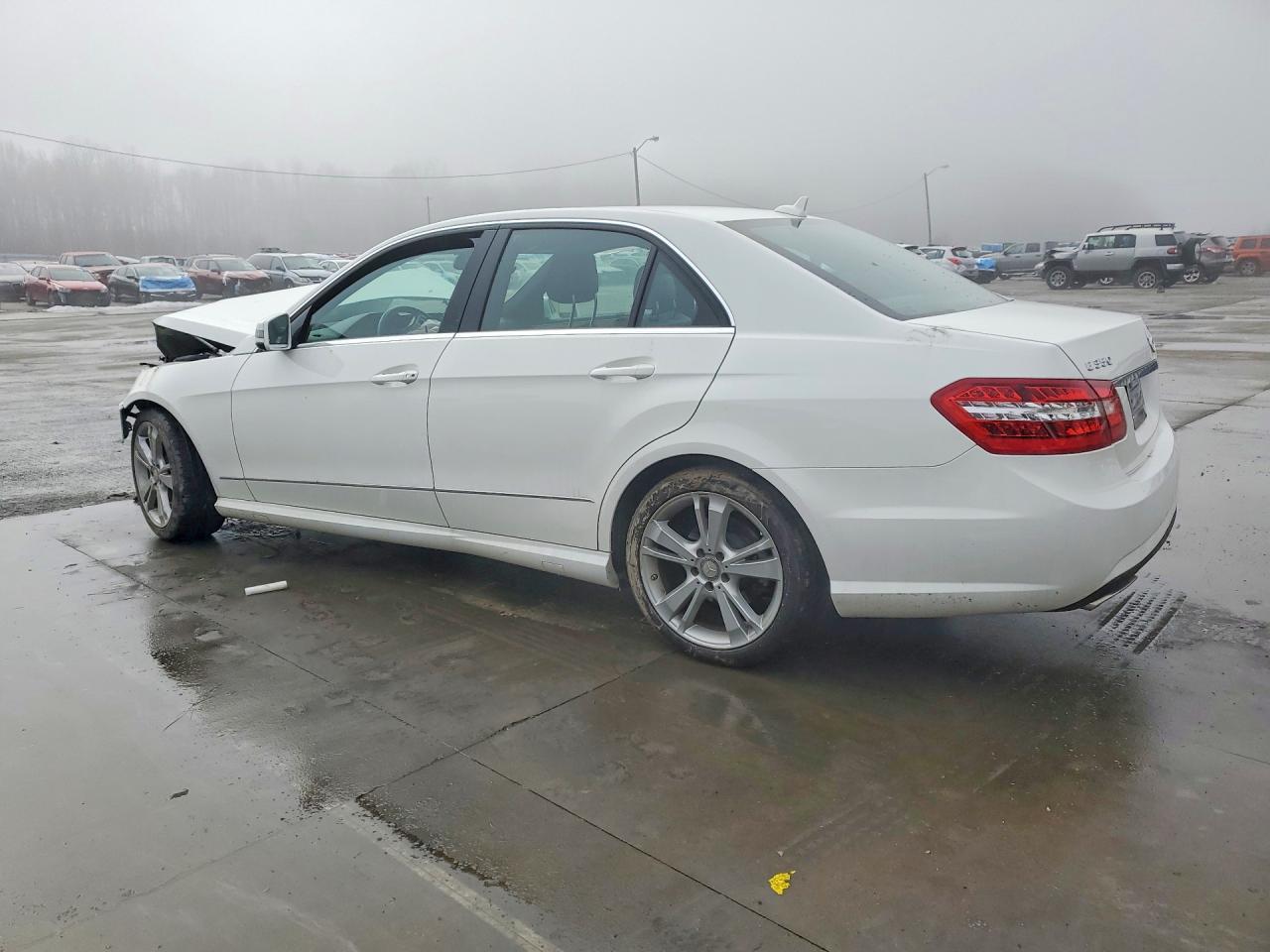 2013 MERCEDES-BENZ E-Class