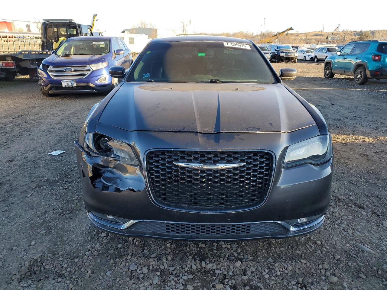 2019 CHRYSLER 300