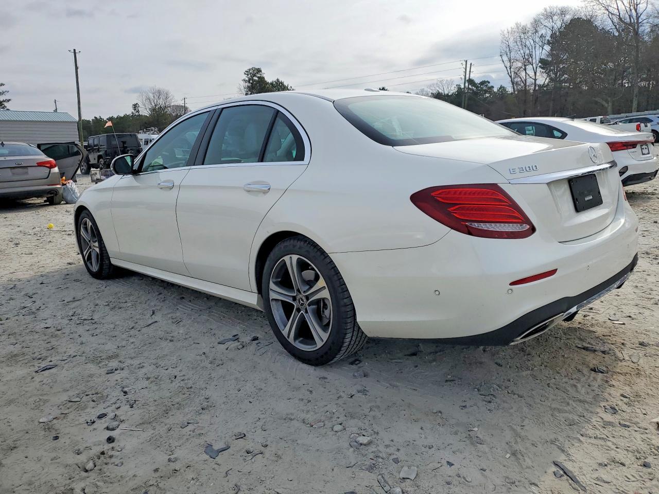 2018 MERCEDES-BENZ E-Class