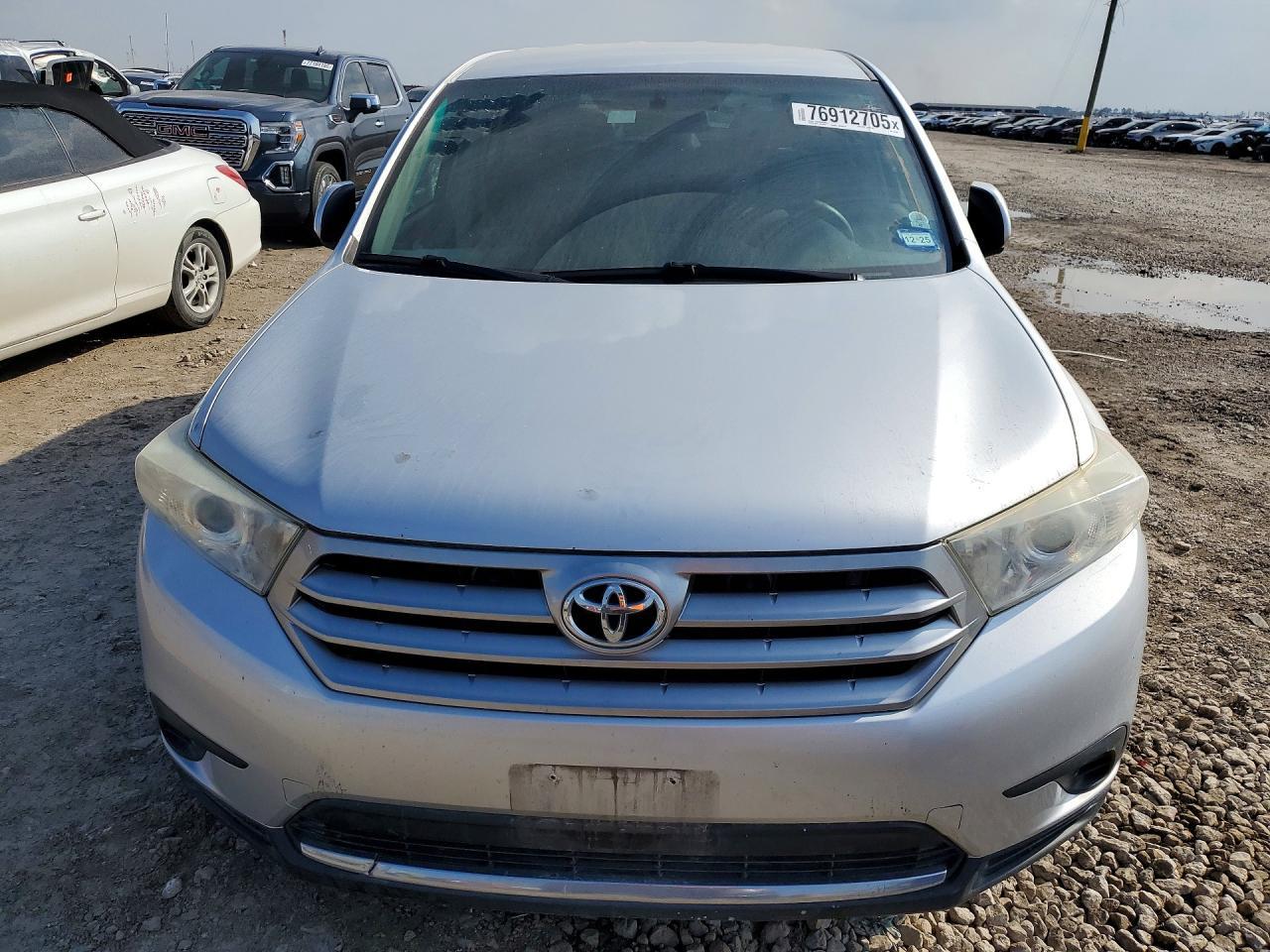 2013 TOYOTA HIGHLANDER