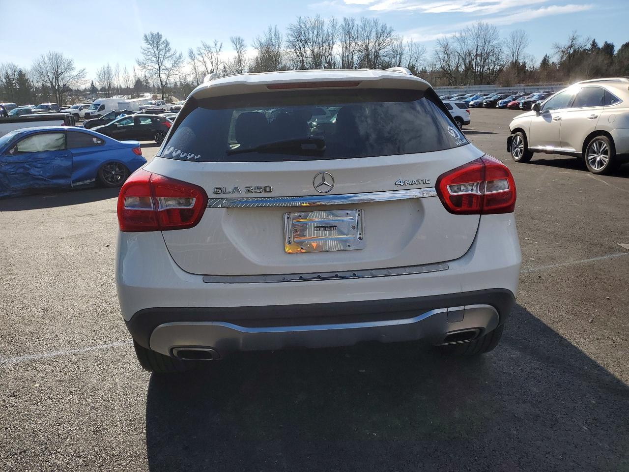 2019 MERCEDES-BENZ GLA-Class