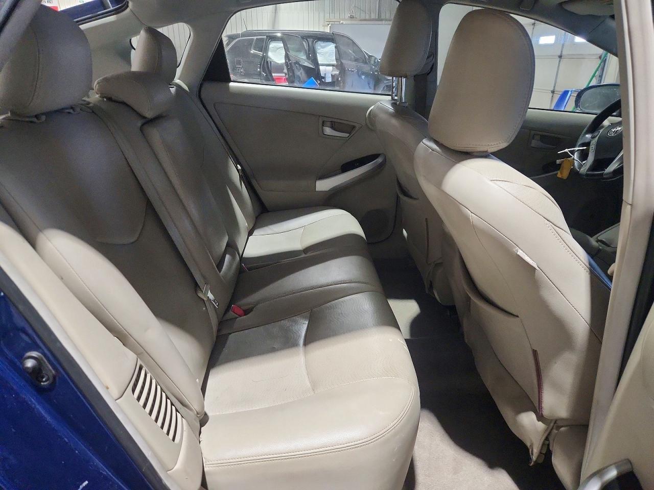 2011 TOYOTA PRIUS