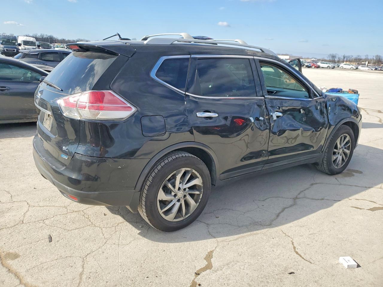 2014 NISSAN ROGUE