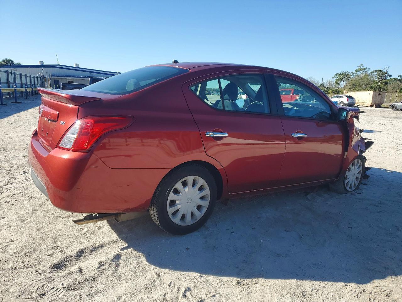 2019 NISSAN VERSA