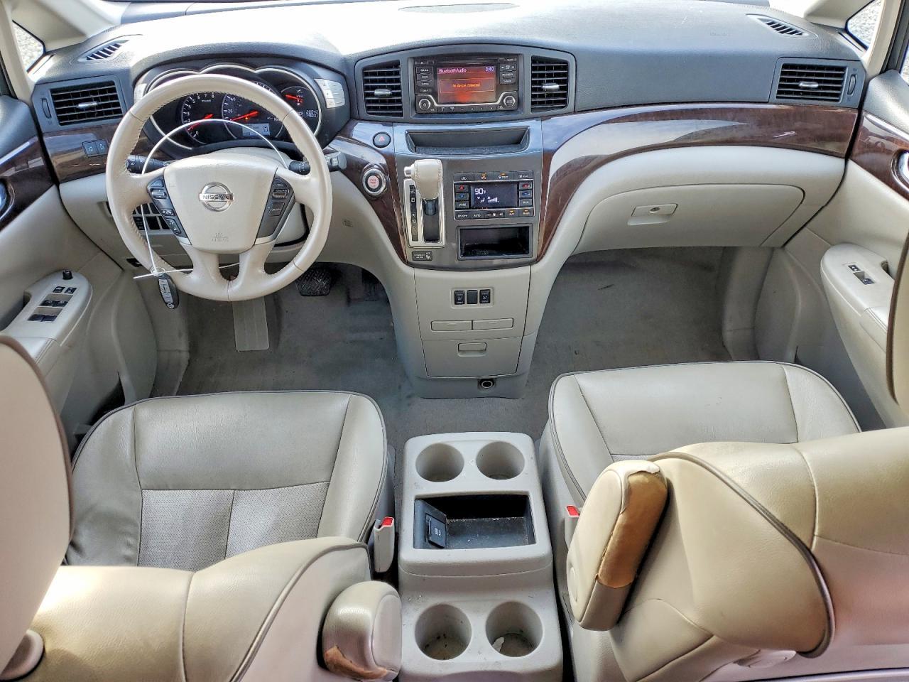 2015 NISSAN Quest