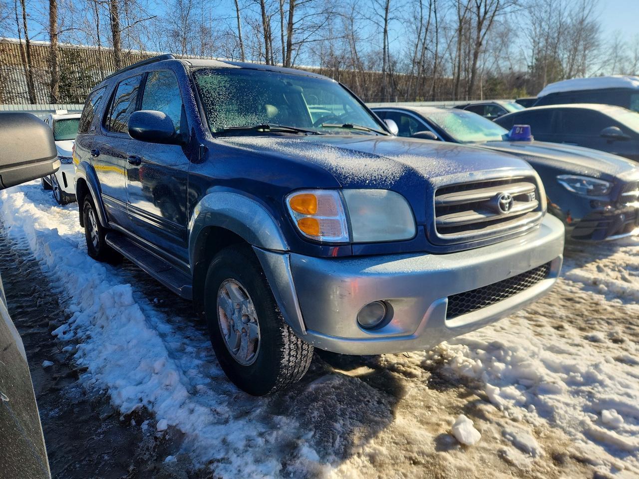 2004 TOYOTA Sequoia