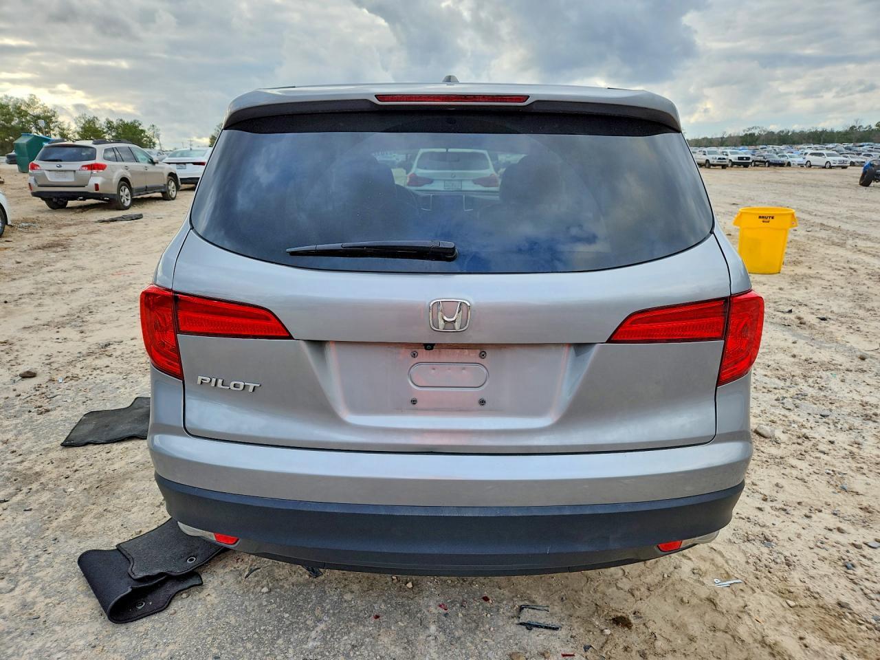 2016 HONDA PILOT