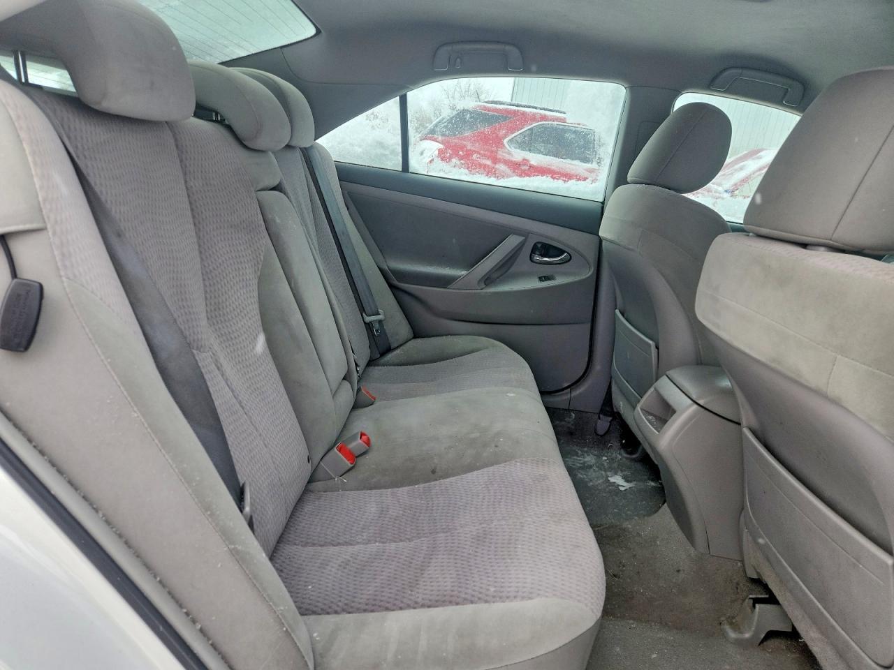 2011 TOYOTA CAMRY