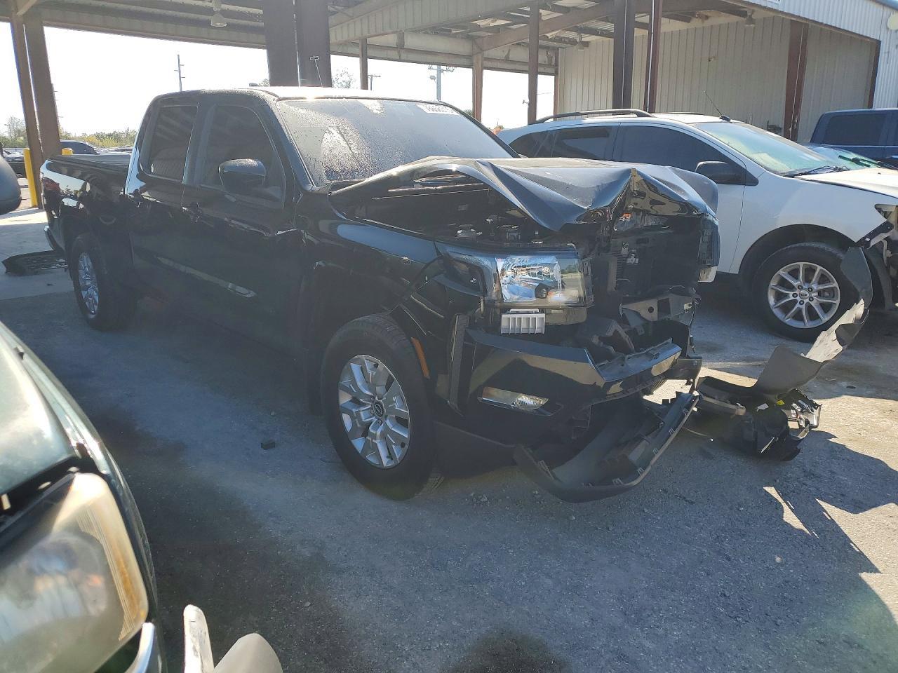 2022 NISSAN Frontier