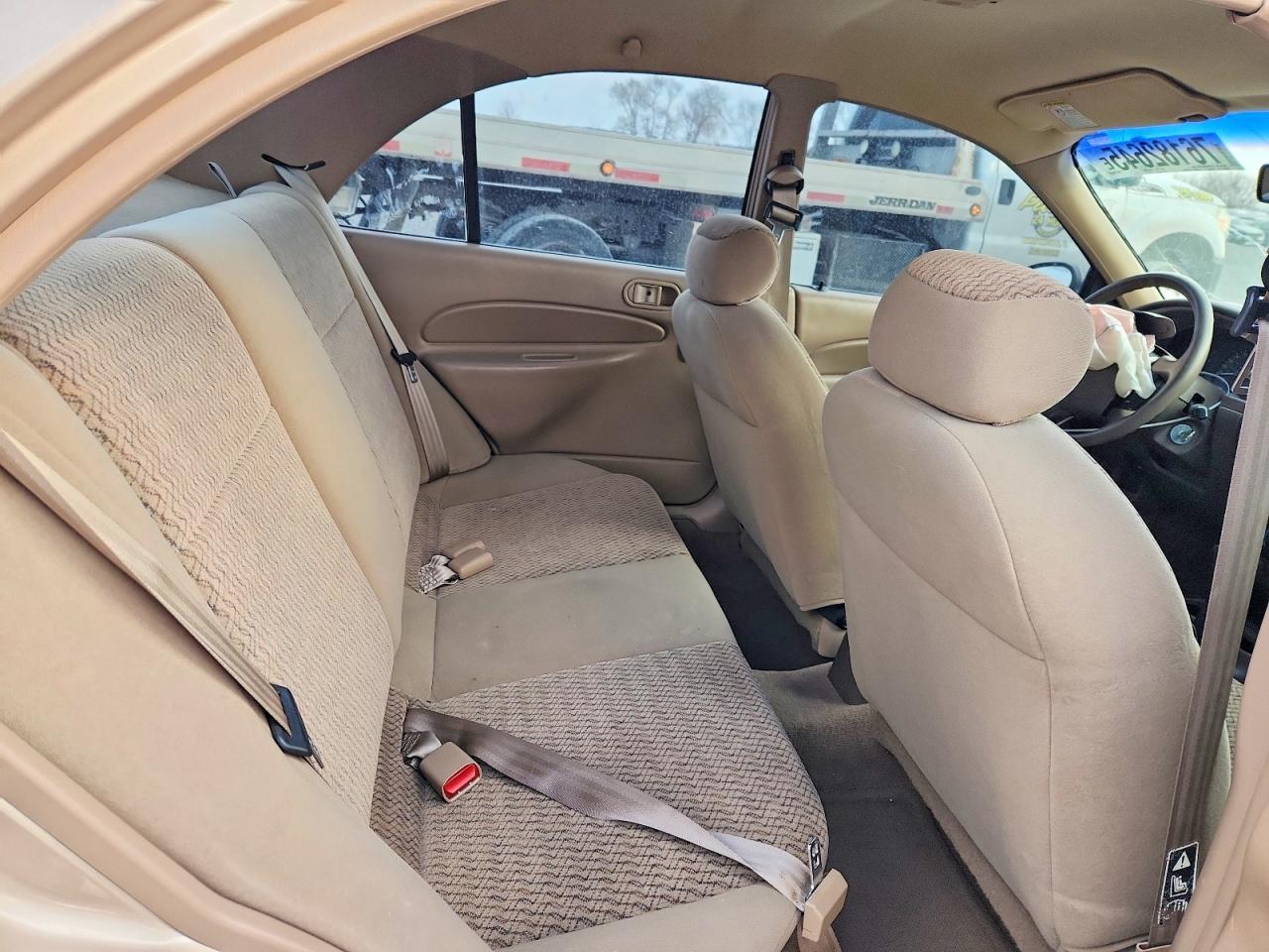 1999 FORD Escort