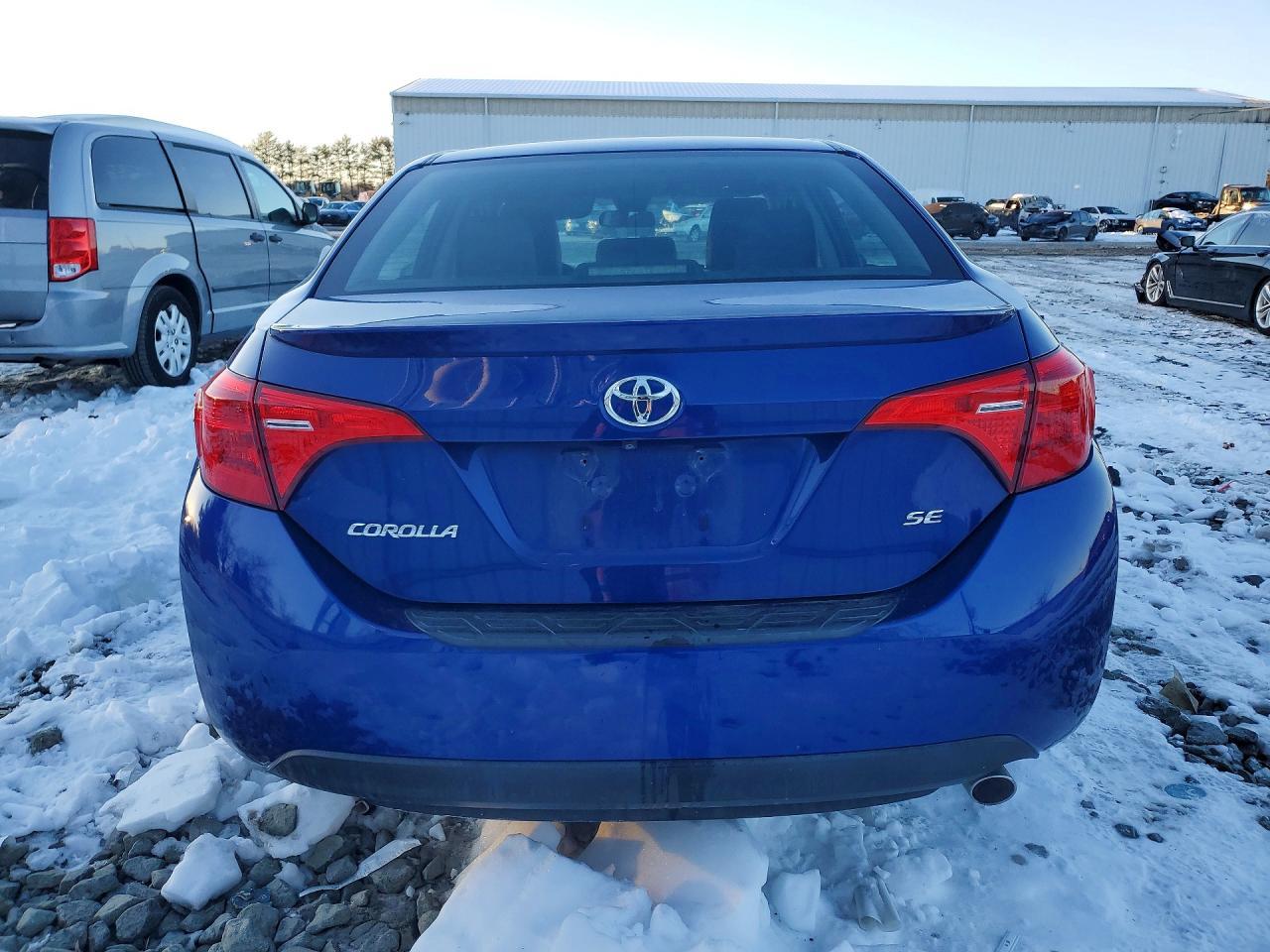 2018 TOYOTA COROLLA