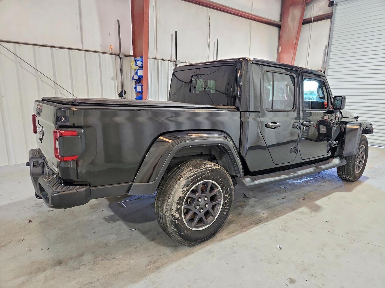 2022 JEEP Gladiator