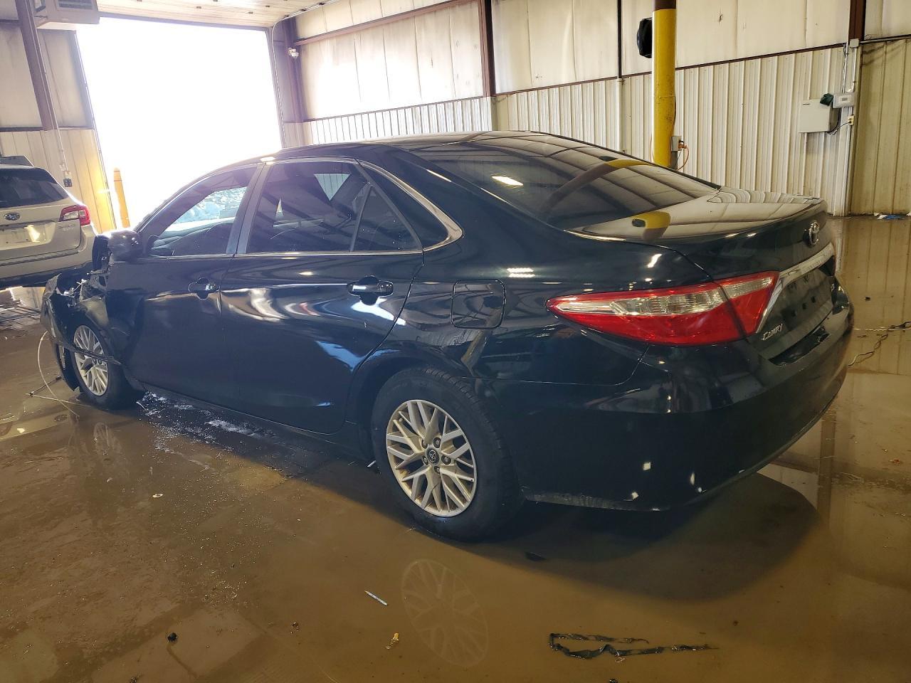 2017 TOYOTA CAMRY