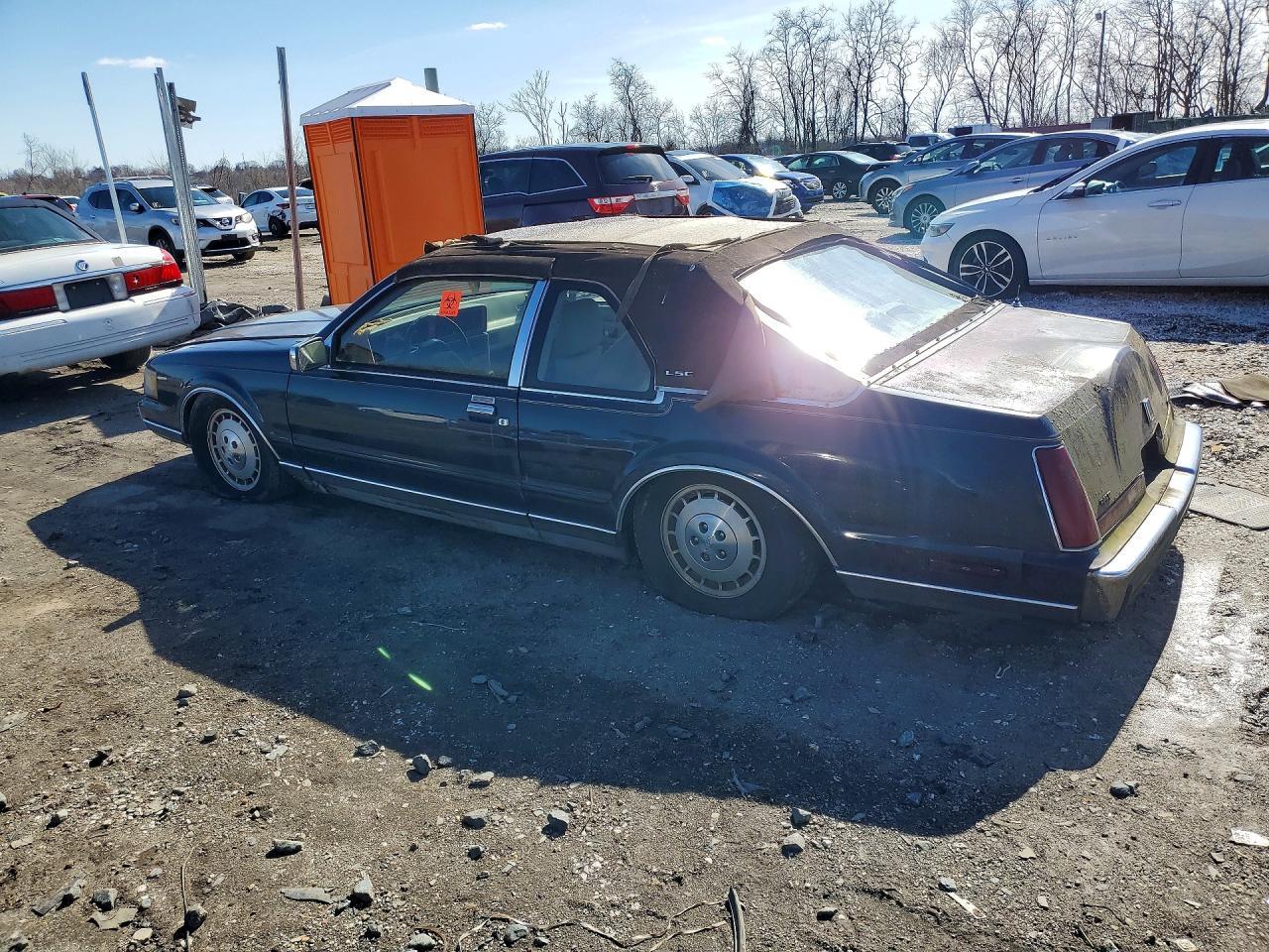 1986 LINCOLN Continenta