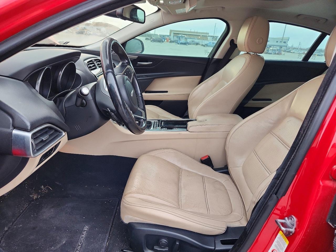 2018 JAGUAR XE