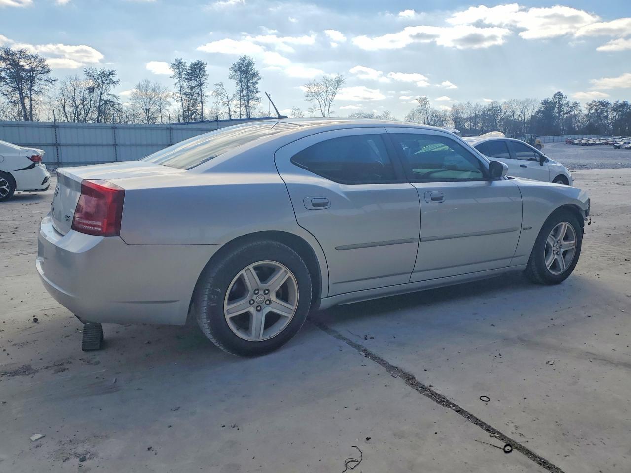 2008 DODGE CHARGER