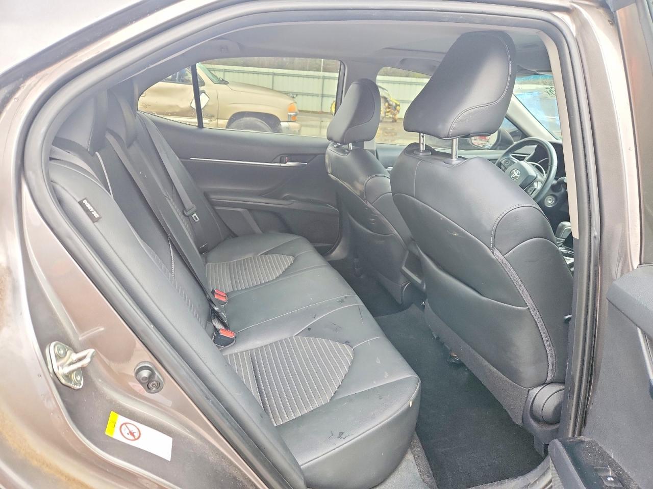 2018 TOYOTA CAMRY