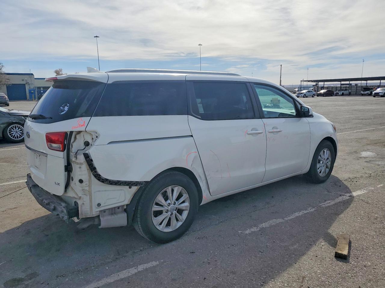 2016 KIA SEDONA